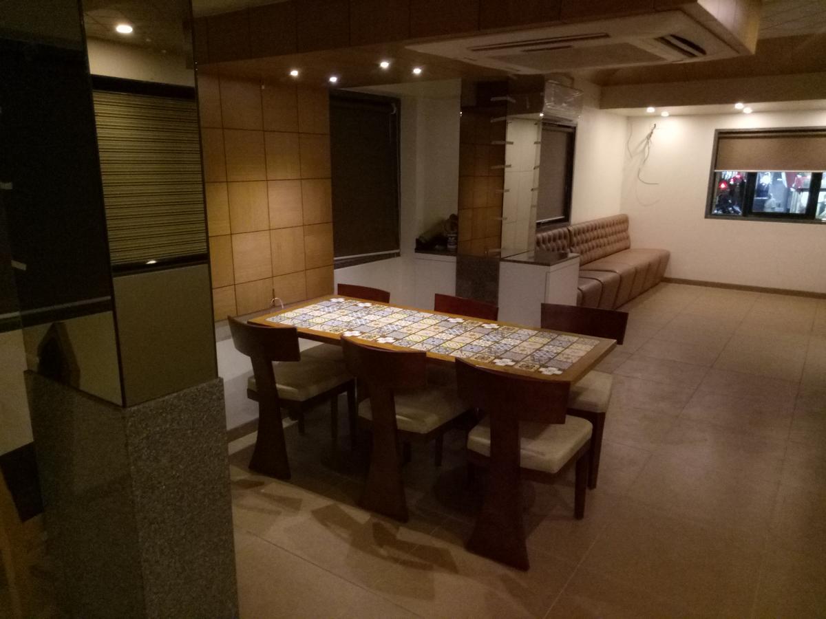 Hotel Umesh Даман Екстер'єр фото